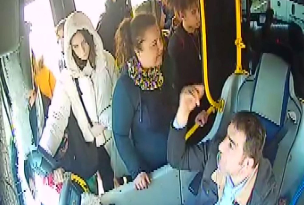 Kendisi ile tartışan yolculara küsen şoför, kontak kapatıp otobüsten indi - 3