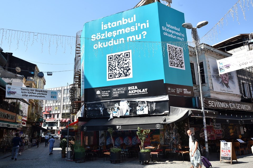 Beşiktaş'ta İstanbul Sözleşmesi'ne dikkat çekmek için dijital anıt - 2