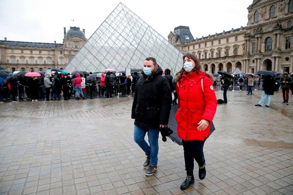 Corona virüs gösteri dünyasını vurmaya devam ediyor Corona virüs gösteri dünyasını vurmaya devam ediyor