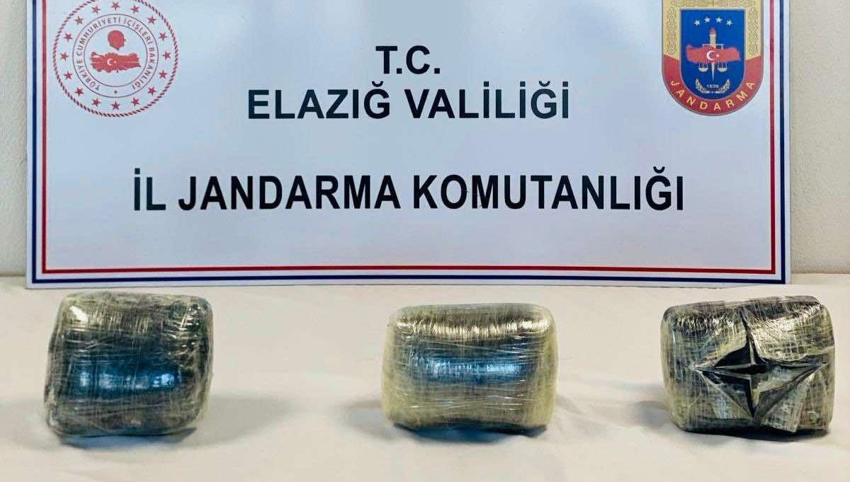 Elazığ'da 9 kilo 300 gram esrar ele geçirildi