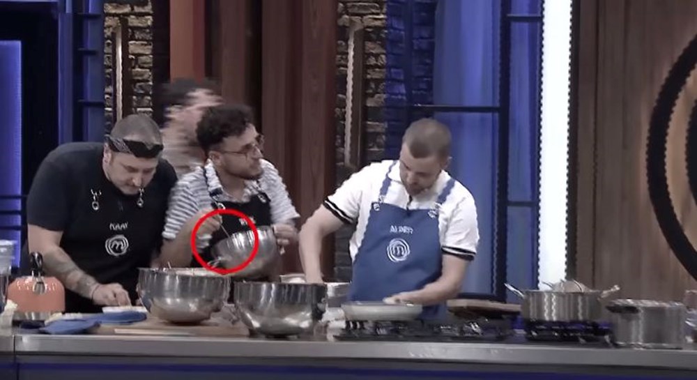 MasterChef'te büyük hata: Bir tabağı değerlendirmeye alamıyoruz - 4