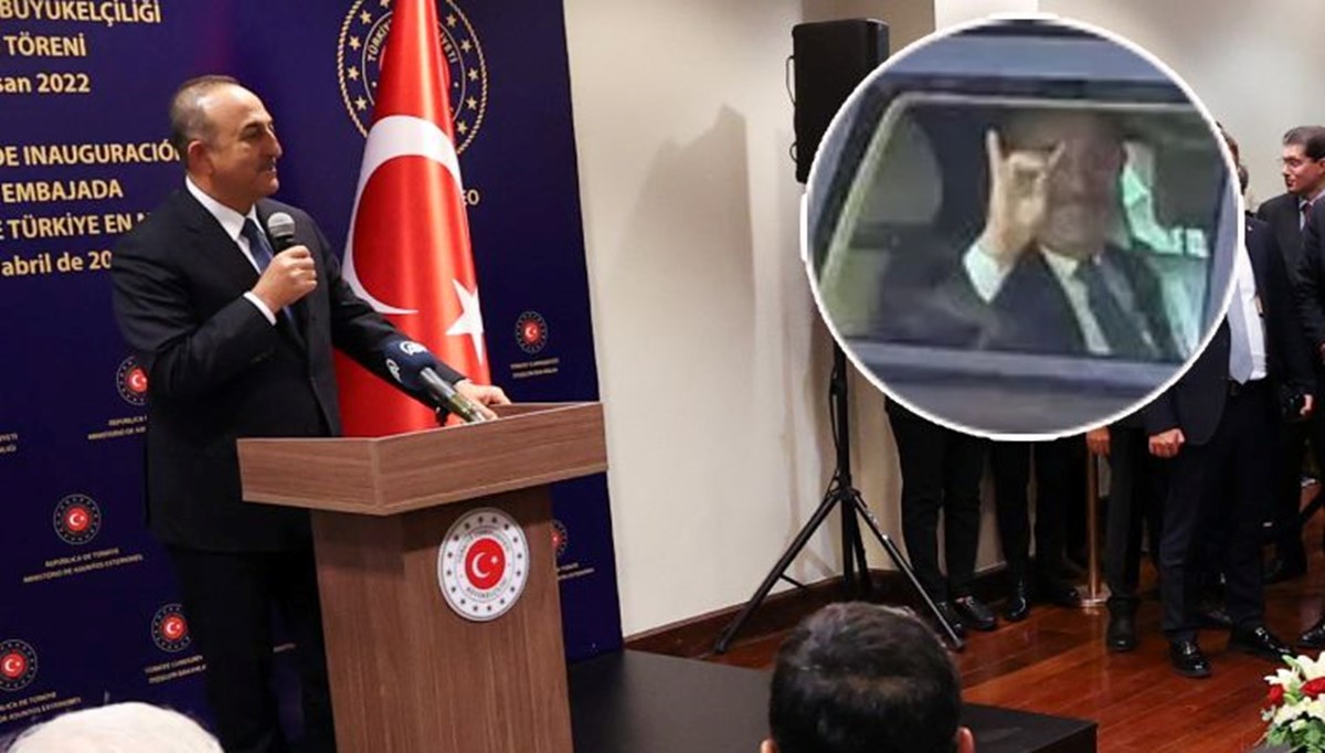 Bakan Çavuşoğlu Uruguay'daki protestoculara 'bozkurt' işaretiyle karşılık verdi