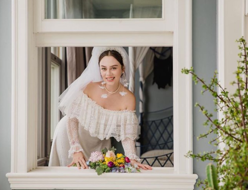 Demet Evgar evlenirken annesinin gelinliğini giydi - 2