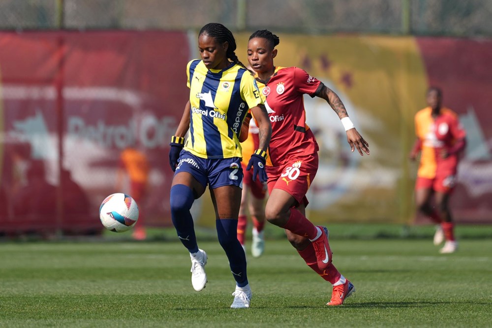 Kadın futbolunda derbi: Galatasaray-Fenerbahçe maçında kazanan çıkmadı - 2