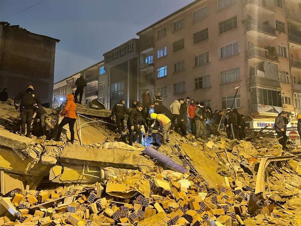 Kahramanmaraş'taki 7,7'lik deprem 10 ili vurdu - 1
