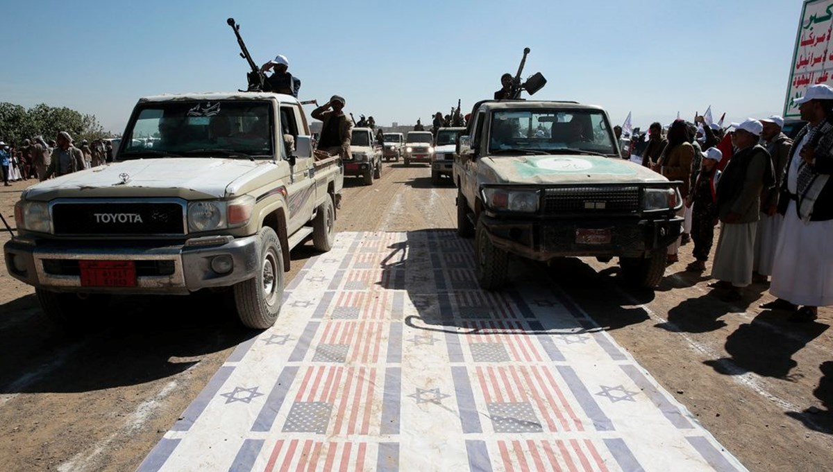 ABD'li general NTV'ye yorumladı: Yemen’deki çatışmayı çözmenin en iyi yolu ateşkes ABD'li general NTV'ye yorumladı: Yemen’deki çatışmayı çözmenin en iyi yolu ateşkes