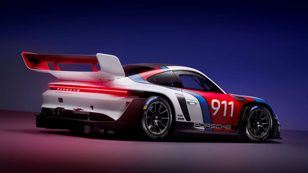 Porsche, 911 GT3 R Rennsport'u tanıttı: 77 adet üretilecek - 3