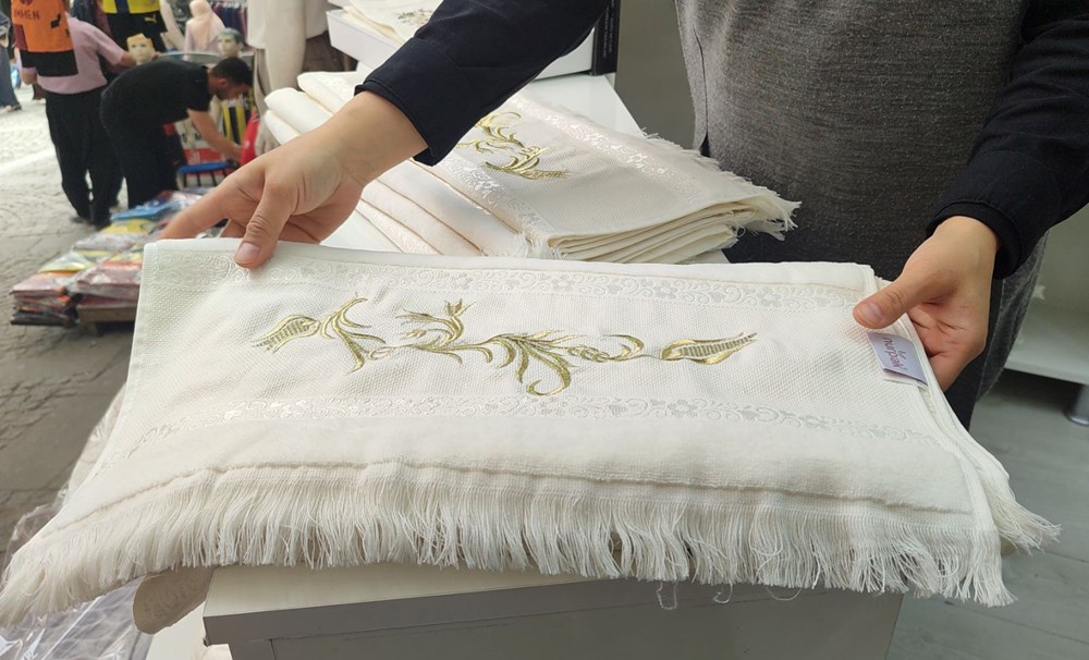 Tek sermayesi dikiş iğnesiydi: Kendi işinin işvereni oldu 73