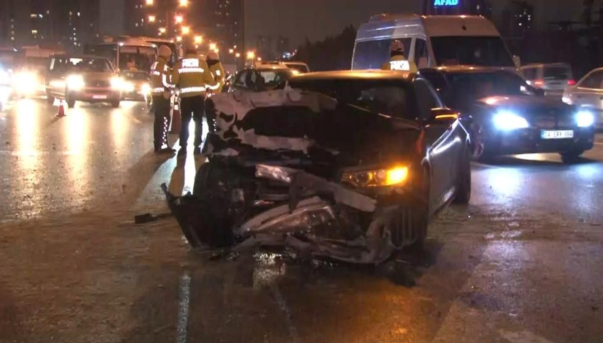 TEM'de zincirleme kaza: 2 yaralı