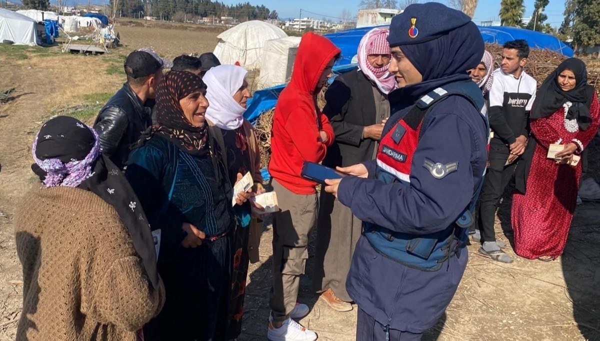 Mersin'de 9 düzensiz göçmen yakalandı