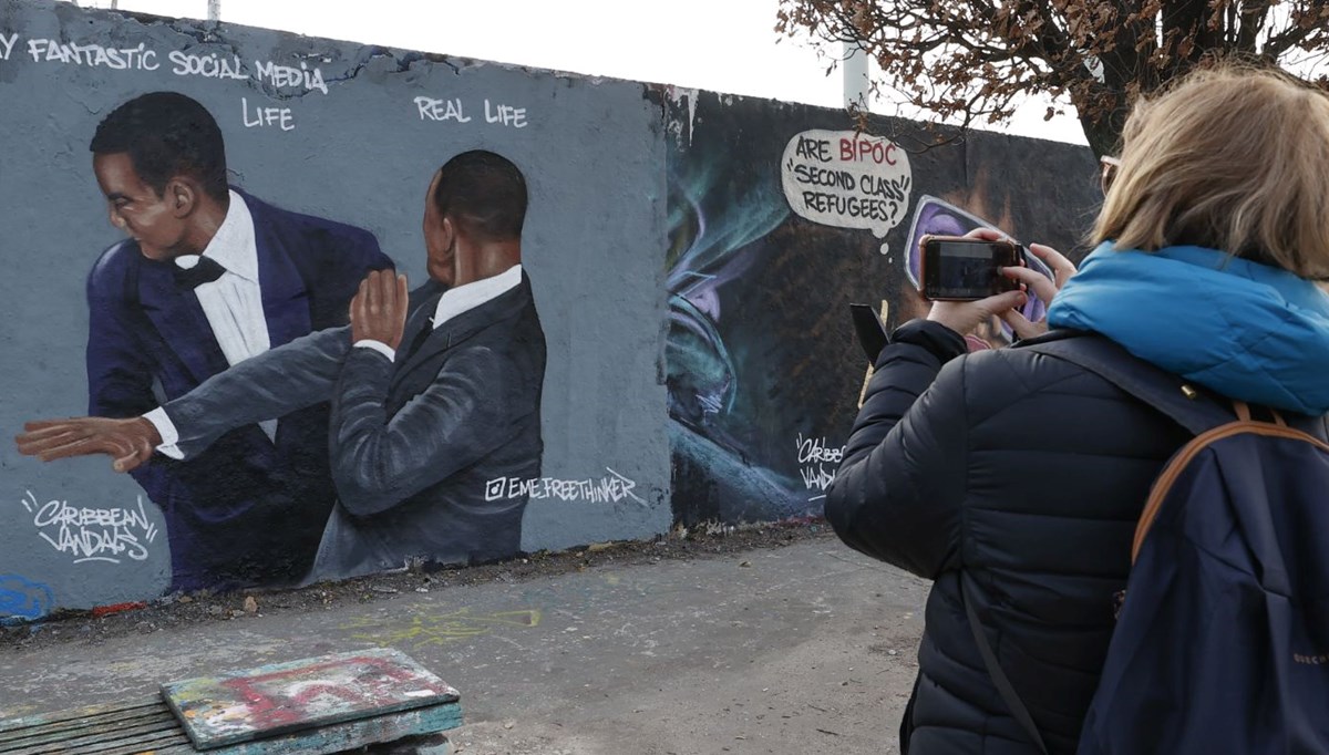 Berlin sokaklarında Will Smith grafitisi