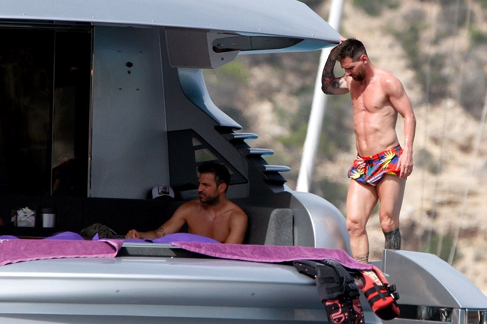 Lionel Messi ve Antonella Roccuzzo ile Cesc Fabregas ve Daniella Semaan tatilde - 5