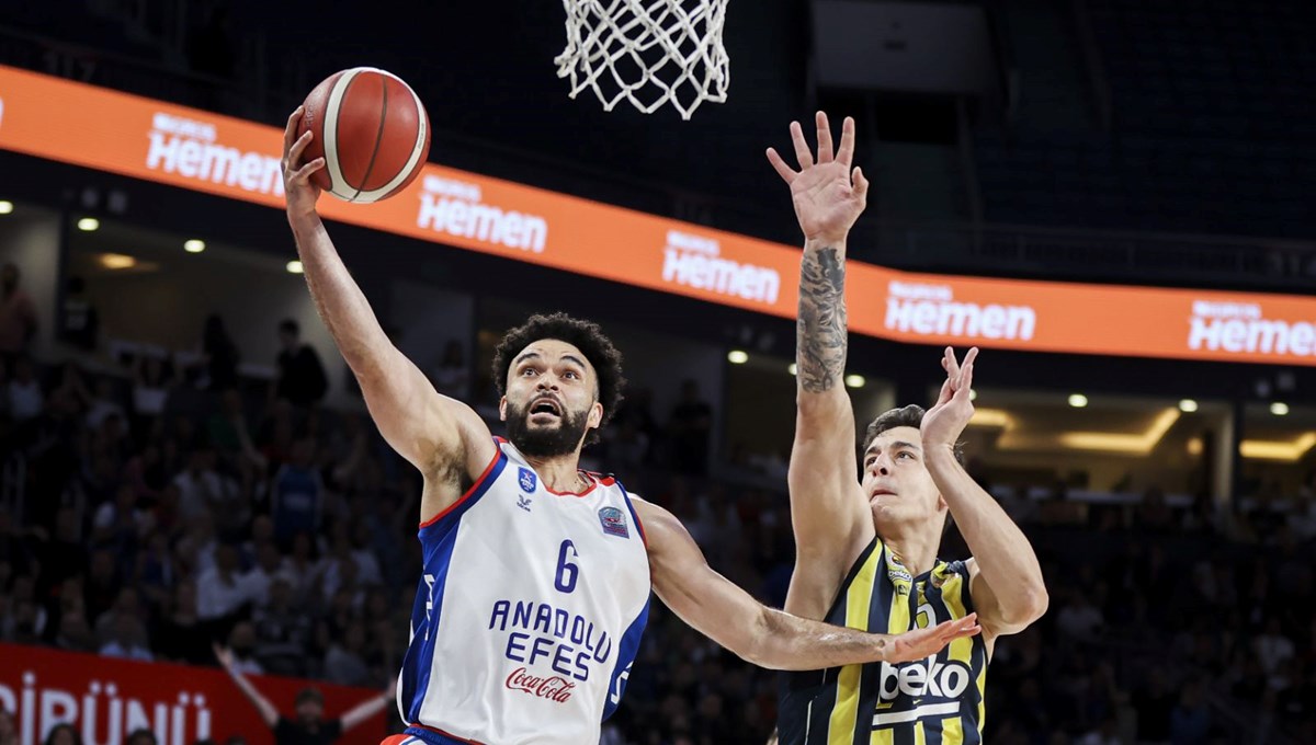 Anadolu Efes, Türkiye Basketbol Süper Ligi'nde finalde