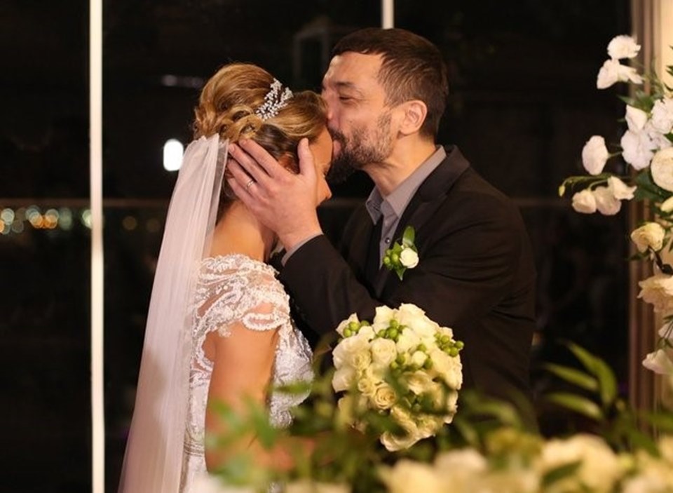 Vildan Atasever ile Mehmet Erdem evlendi - Magazin Haberleri 30