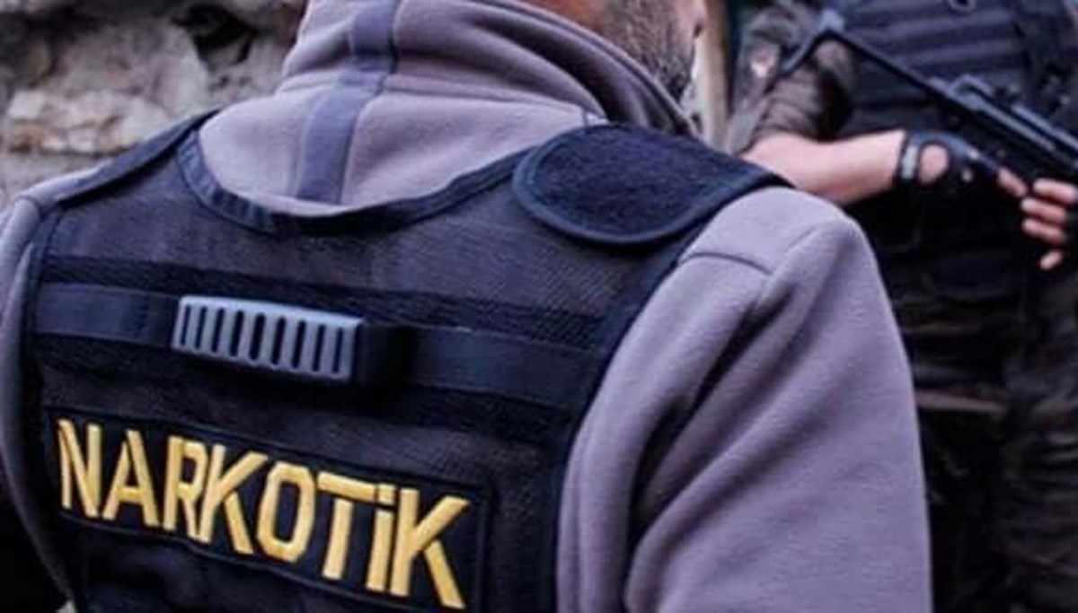 Yük gemisine uyuşturucu baskını