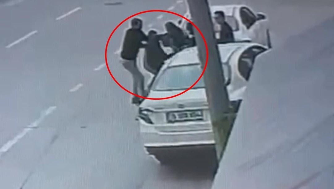 Drift cezasına sinirlenip polise saldırdı
