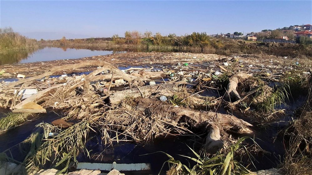 Büyük Menderes Nehri çöplüğe döndü - 7