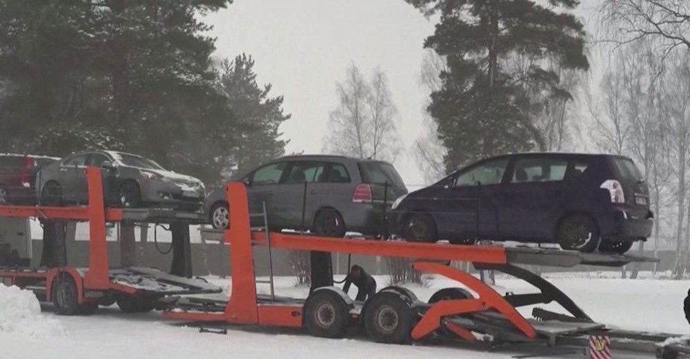 Letonya'da alkollü sürücülerin araçları Ukrayna'ya gönderiliyor - 4