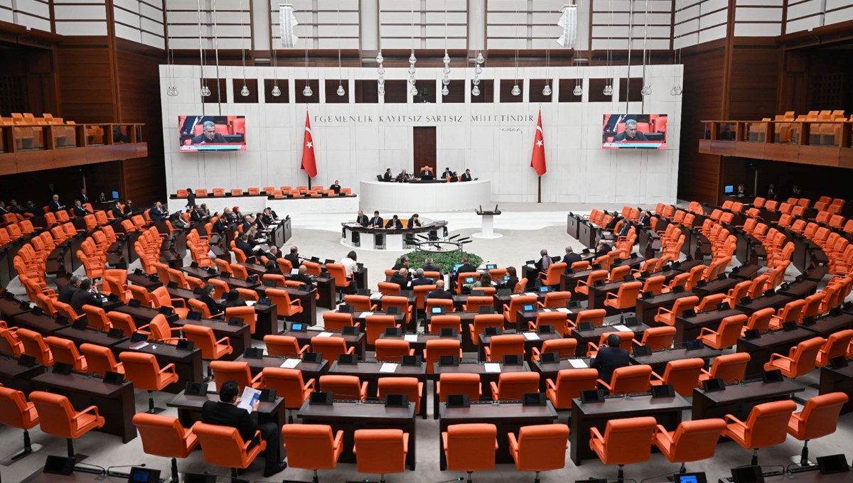 TBMM'de bu hafta gündem yoğun: Aden Körfezi Tezkeresi uzatılıyor TBMM'de bu hafta gündem yoğun: Aden Körfezi Tezkeresi uzatılıyor