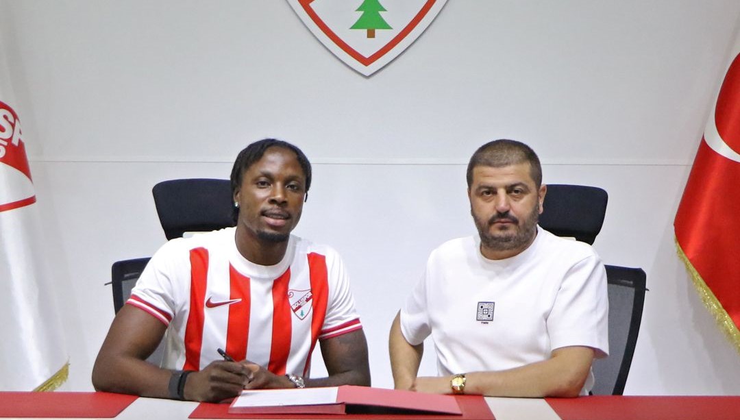 Boluspor, golcü Martin Boakye ile anlaştı