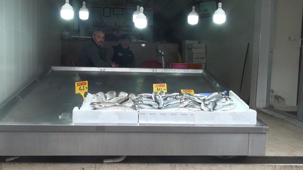 Karadeniz'de fırtına nedeniyle balık fiyatları katlandı - 5