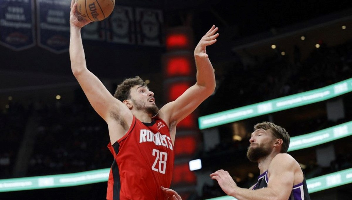 NBA'de Alperen Şengün'den 12 asistle kariyer rekoru NBA'de Alperen Şengün'den 12 asistle kariyer rekoru