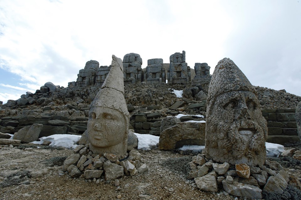 Nemrut Dağı'ndaki heykeller depremlerde zarar görmedi - 1