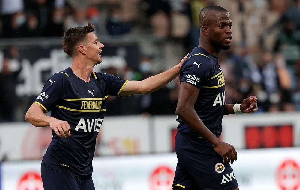 Fenerbahçe UEFA Avrupa Ligi'nde gruplara kaldı - 2