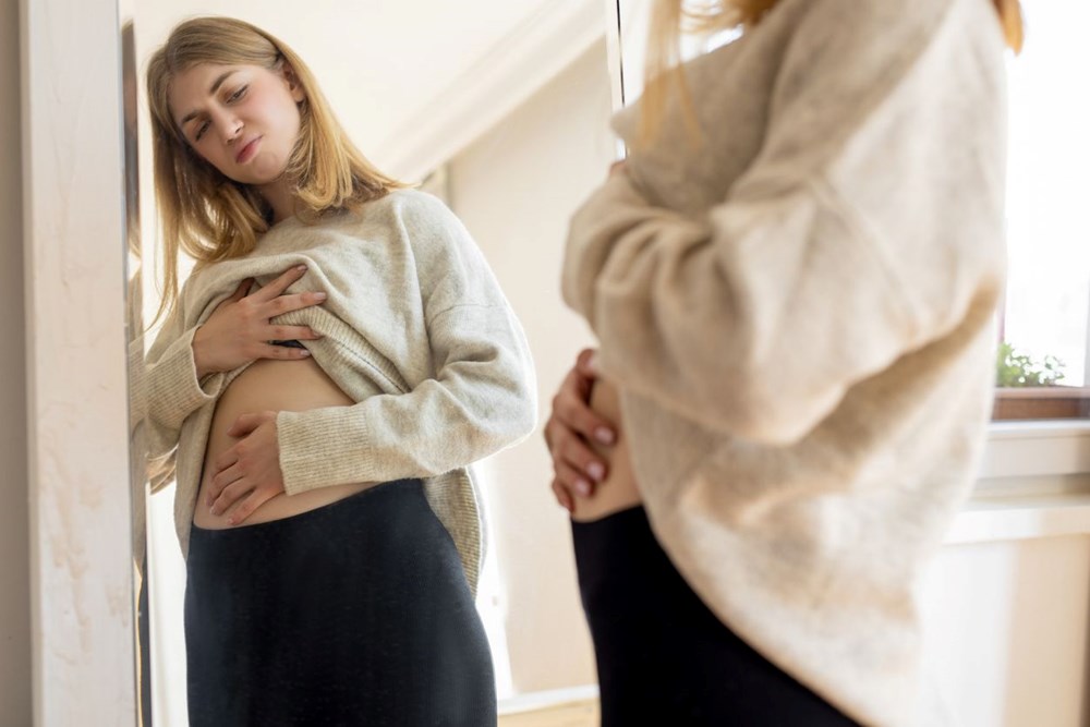 25 yaşındaki genç kadın şişkinlik belirtisini önemsemedi: Meğer akciğerine kadar yayılmış - 1