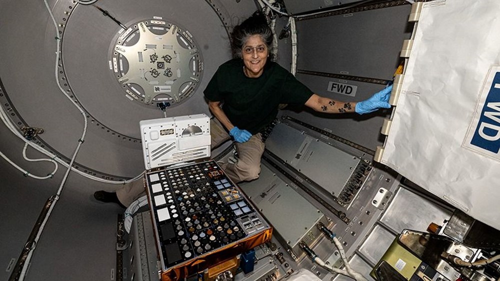 NASA astronotları uzayda mahsur: "Issız ada gibi değil" - 5