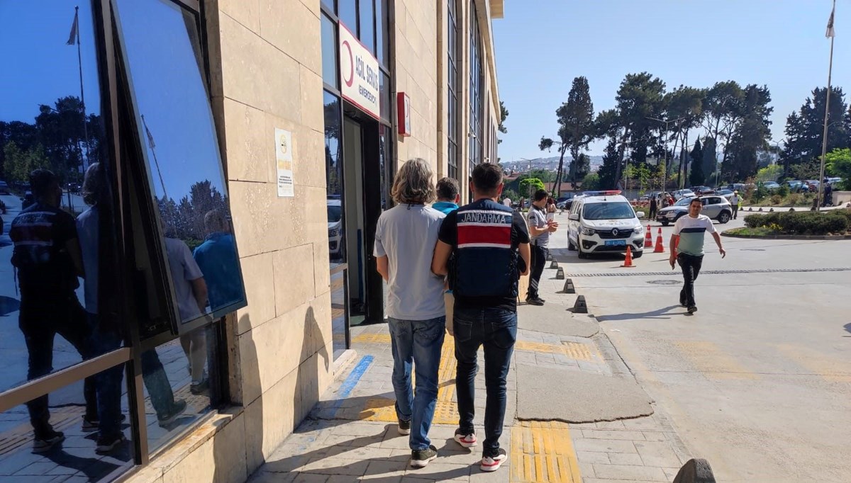 İzmir’de terör propagandacılarına operasyon: 5 gözaltı