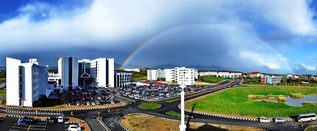 Yakın Doğu Üniversitesi TL'ye geçti - Son Dakika Eğitim Haberleri | NTV ...