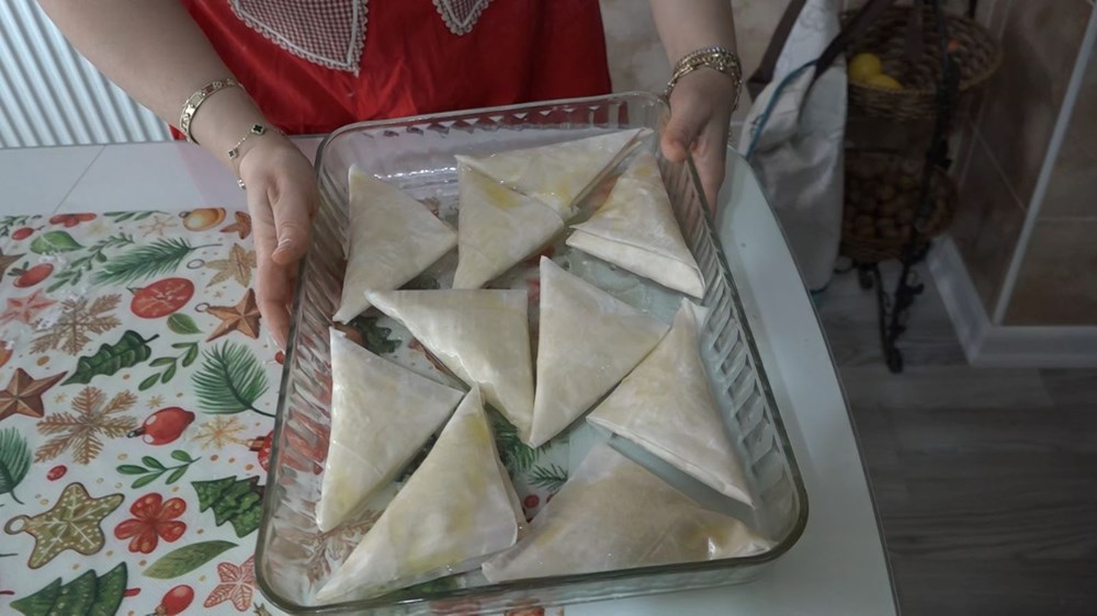 Bayram Sofralarının Sürprizi: Tatlı Börek! 75 4Pl