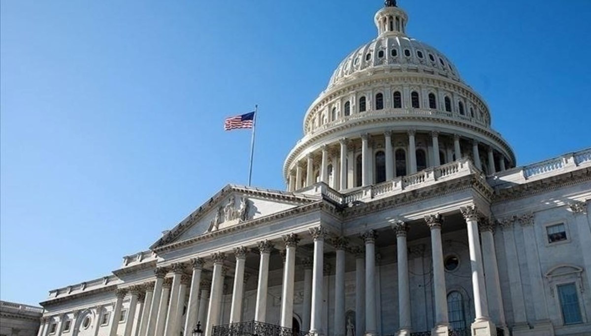 ABD'de bütçe krizi: Federal hükümet resmen kapandı