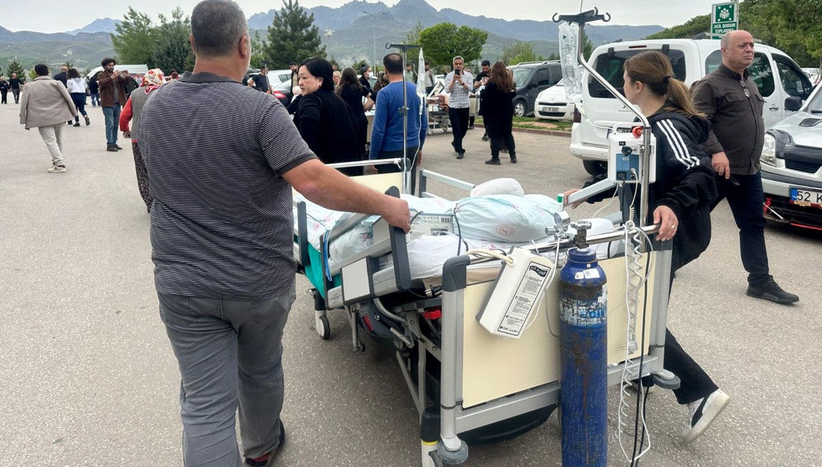 Tunceli Devlet Hastanesi'nde korkutan yangın Tunceli Devlet Hastanesi'nde korkutan yangın
