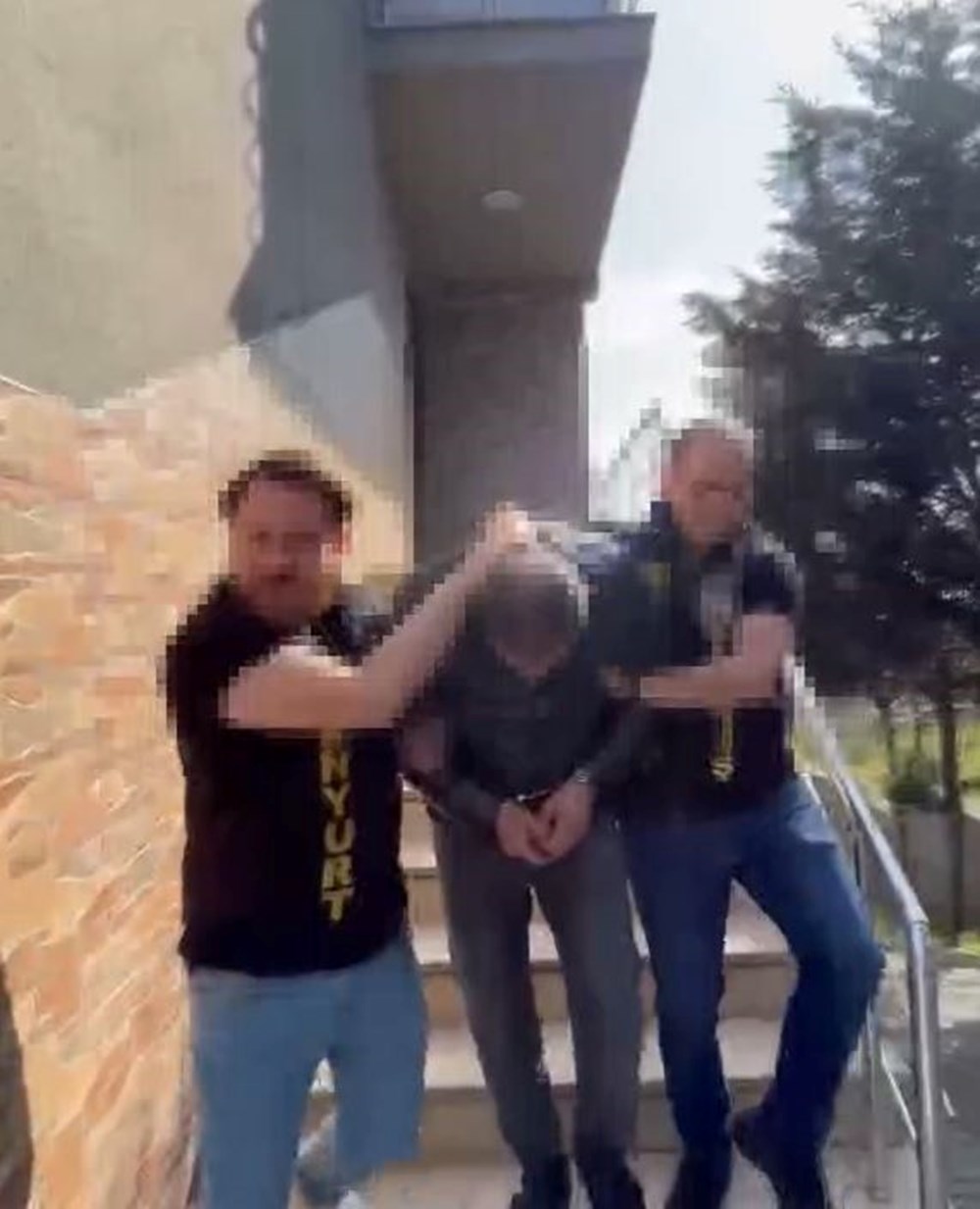 Esenyurt'ta taksiciden kadın yolcusuna saldırı - 4
