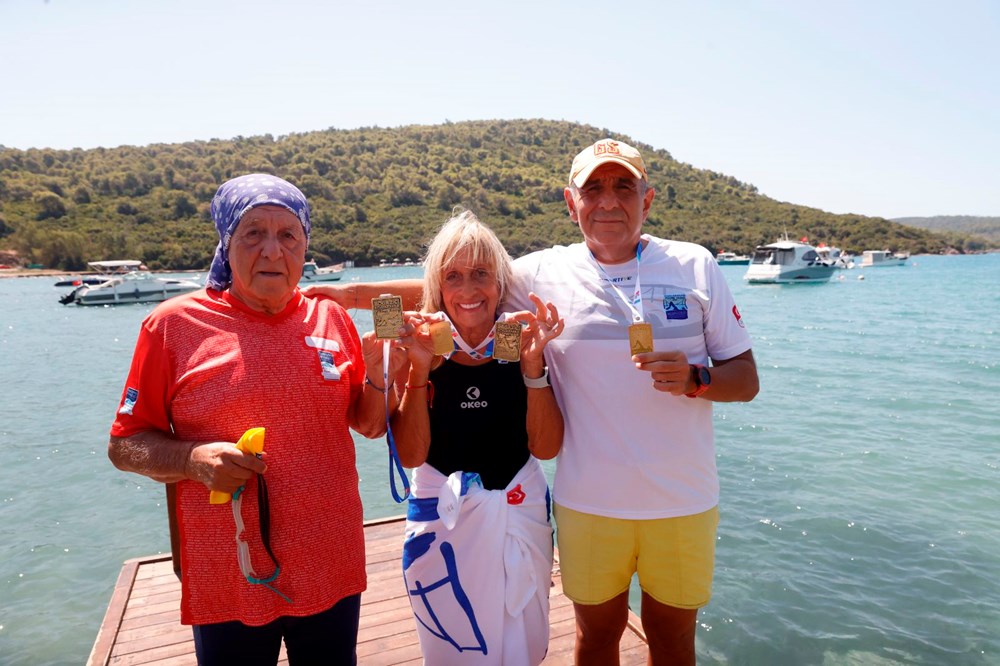 89 ve 78 yaşındaki çift gençlere ilham veriyor: Yüzlerce madalya ve ödüller kazandı - 6