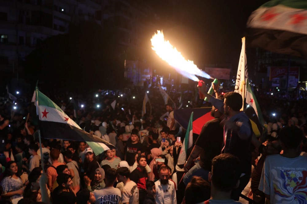 Trump'ın yaptırımları kaldırma kararı Suriye'de kutlandı - 10