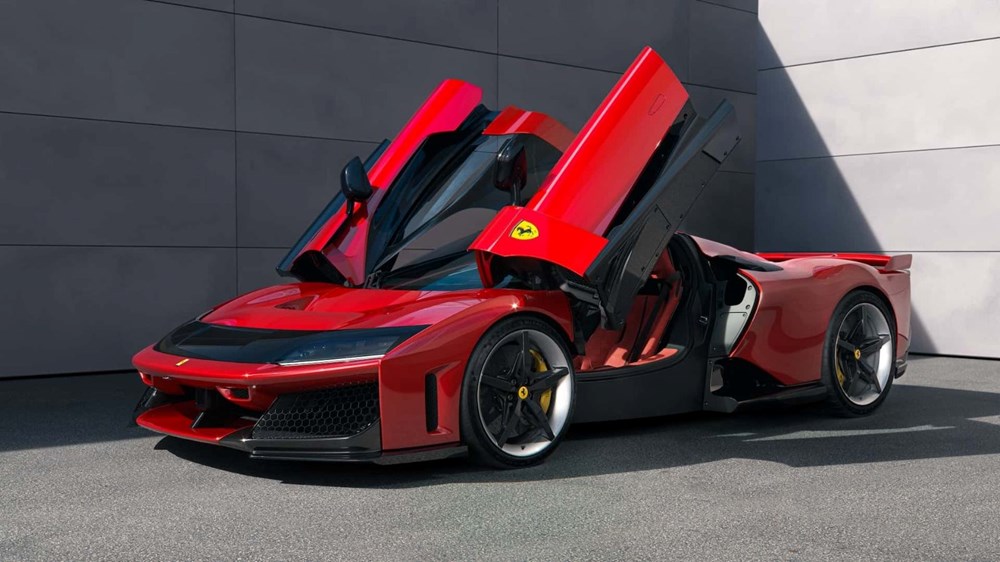 Ferrari F80 tanıtıldı: Sadece 799 adet üretilecek - 3