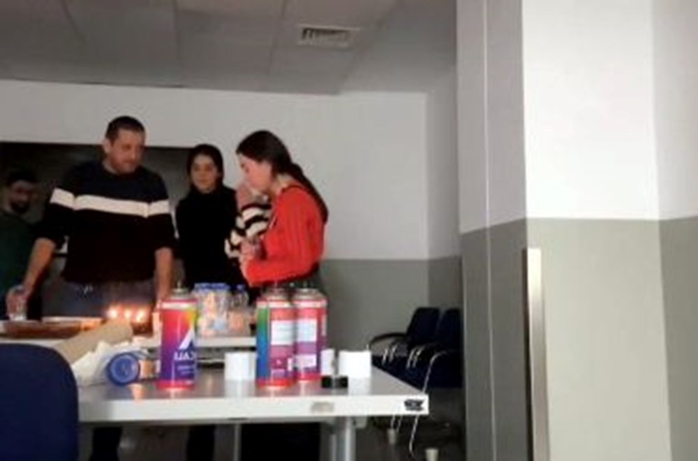 Gebze’de rehine krizi | Rehin alınan işçiler doğum günükutladı - 5