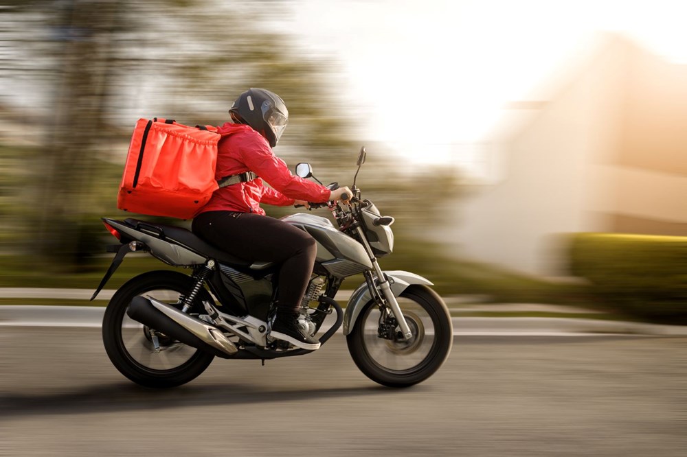 MOTOKURYELER İÇİN YENİ DÜZENLEME YOLDA: EYLEMLER BTK'YI HAREKETE GEÇİRDİ! Motokuryeler için yeni düzenleme yolda: Eylemler BTK'yı harekete geçirdi - 2