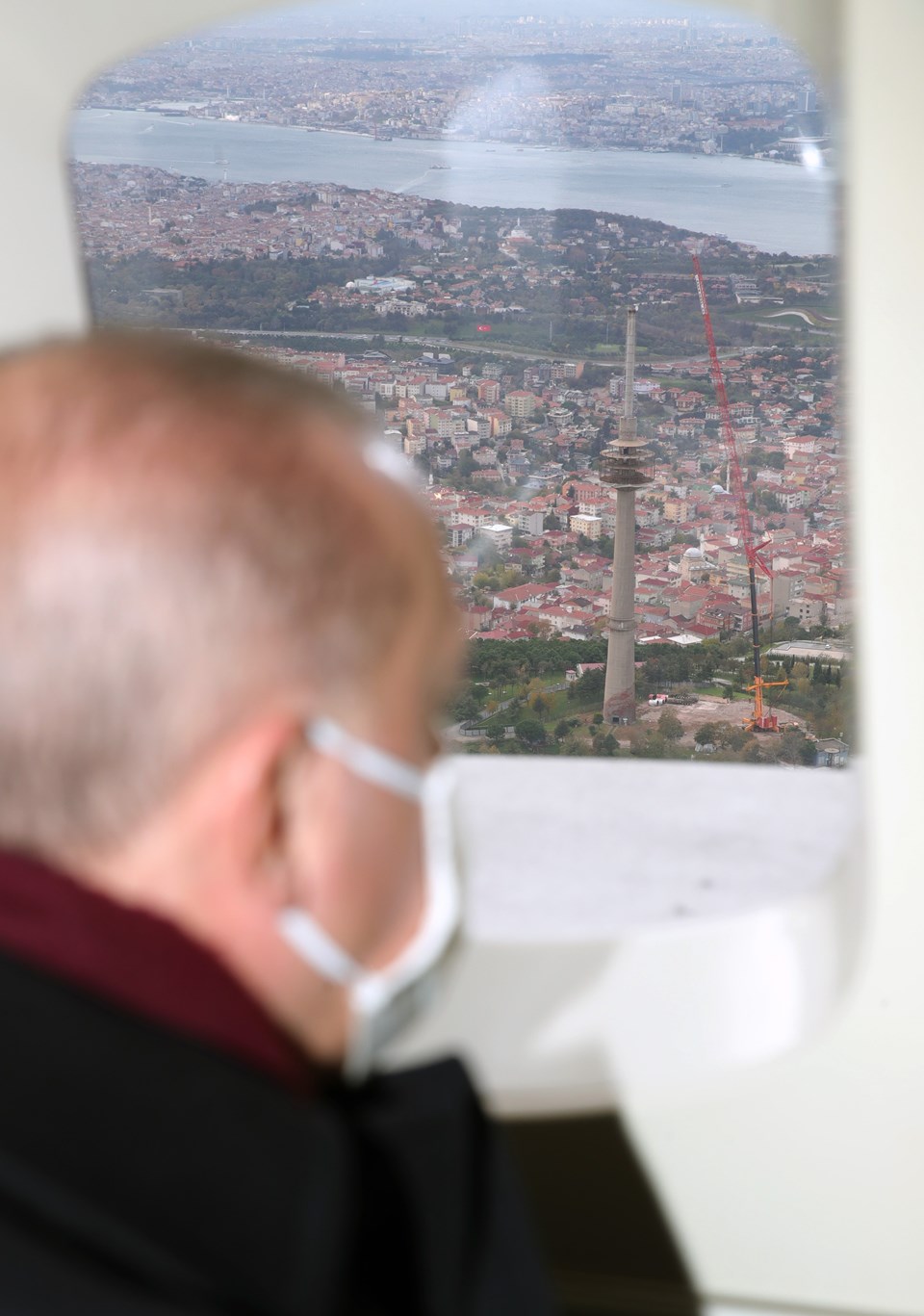 Cumhurbaşkanı Erdoğan, Çamlıca tepesindeki çalışmaları havadan inceledi - 1