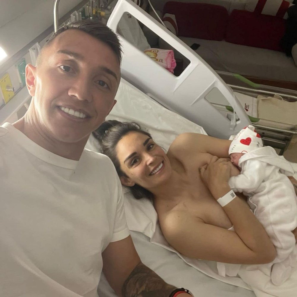 Doğum gününde baba olan Fernando Muslera'nın bebeğinden ilk kareler - 3