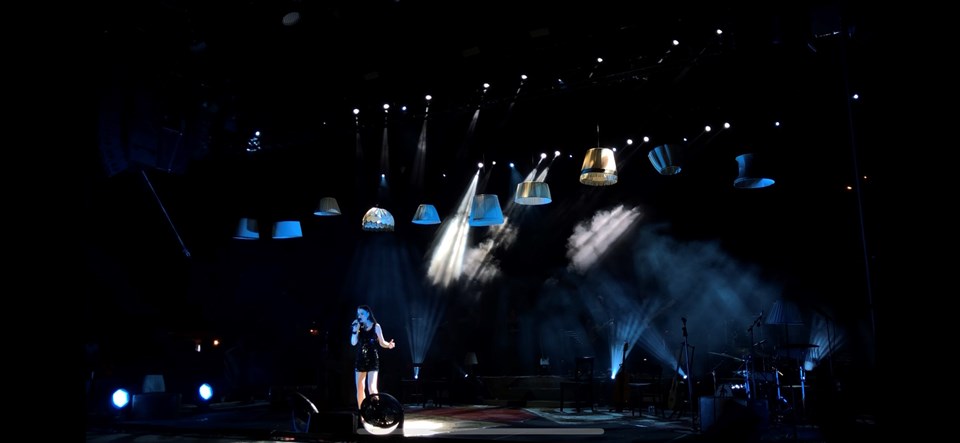 Sertab Erener'den vokalistine destek - 1