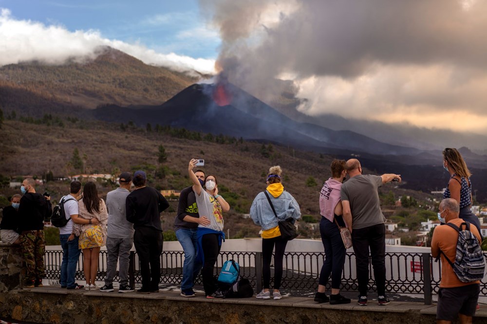 La Palma'da kabus sürüyor: Evleri kül eden lav akışı hızlandı - 24