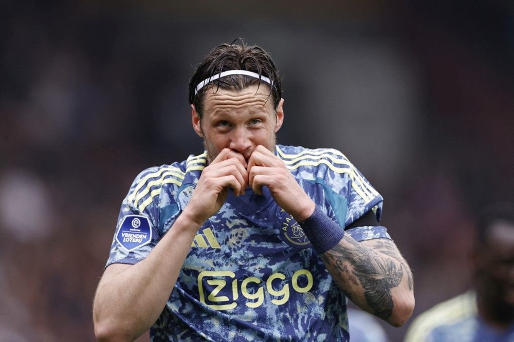 Temsilcisinden Süper Lig devi için transfer itirafı: "Weghorst İstanbul'a gelir, kâfi ki anlaşsınlar" 77