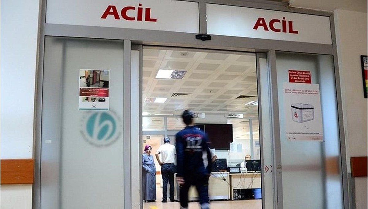 İstanbullulara salgın uyarısı: İstatistikler gün gün takip ediliyor, toplu taşımada sosyal mesafeye dikkat İstanbullulara salgın uyarısı: İstatistikler gün gün takip ediliyor, toplu taşımada sosyal mesafeye dikkat