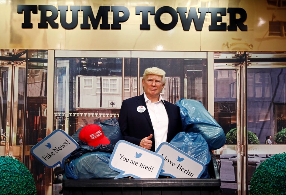 Madame Tussauds müzesi Trump heykelini çöpe attı - 1