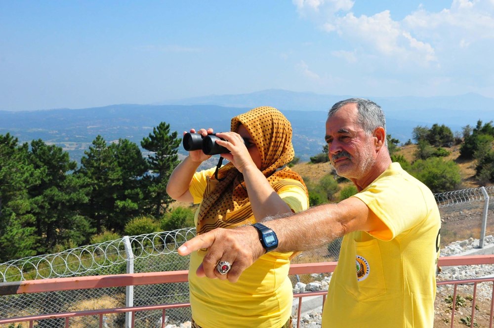 “Duman gözcüsü” emekli oldu, nöbeti eşine devretti - 6