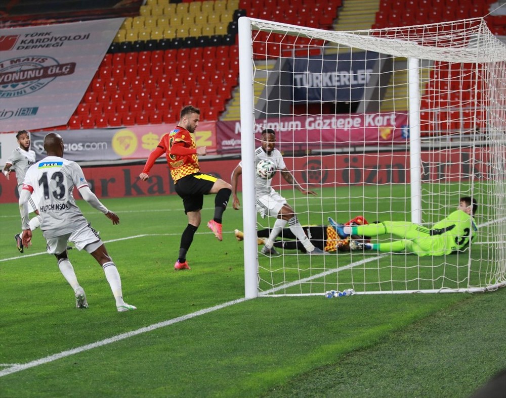Süper Lig'in en uzun sezonunda şampiyon Beşiktaş (Nefes kesen final) - 4